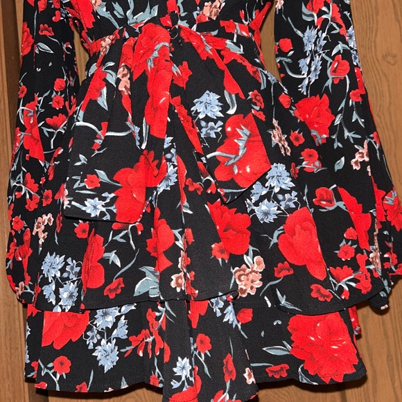 EleBlack and Red Floral Romper - Picture 8 of 9